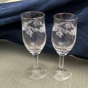 JOHANN HAVILAND crystal sweetheart rose cordial glasses, slight wear on 1 rim